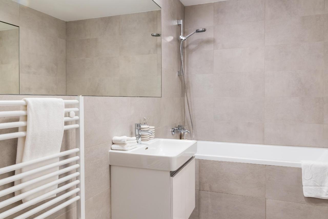 City Castle Apartments Free Parking Bratislava Dış mekan fotoğraf