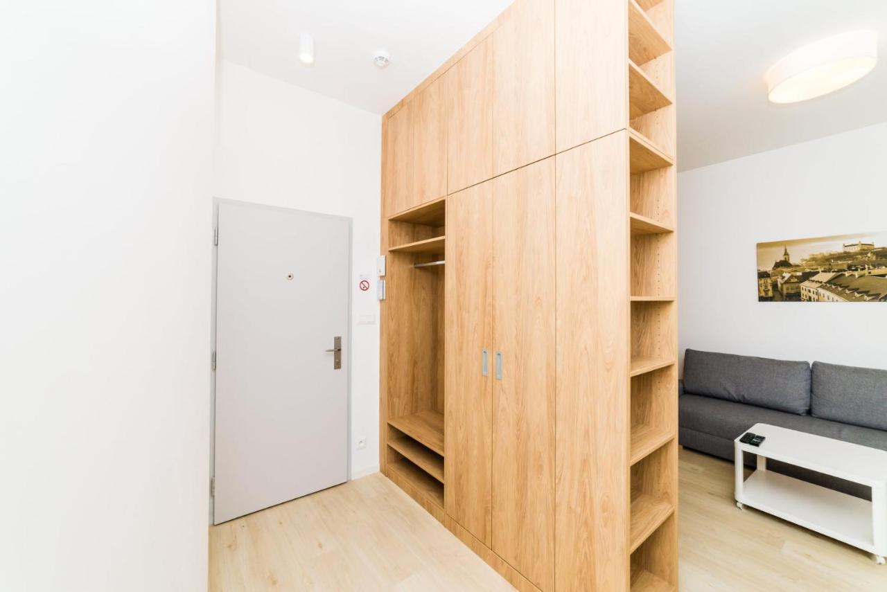 City Castle Apartments Free Parking Bratislava Dış mekan fotoğraf